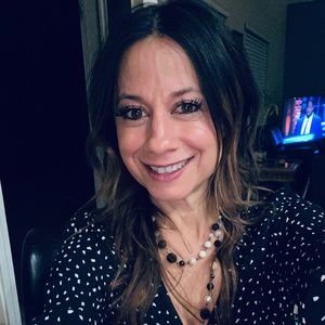 Meet your Posher, Dionne
